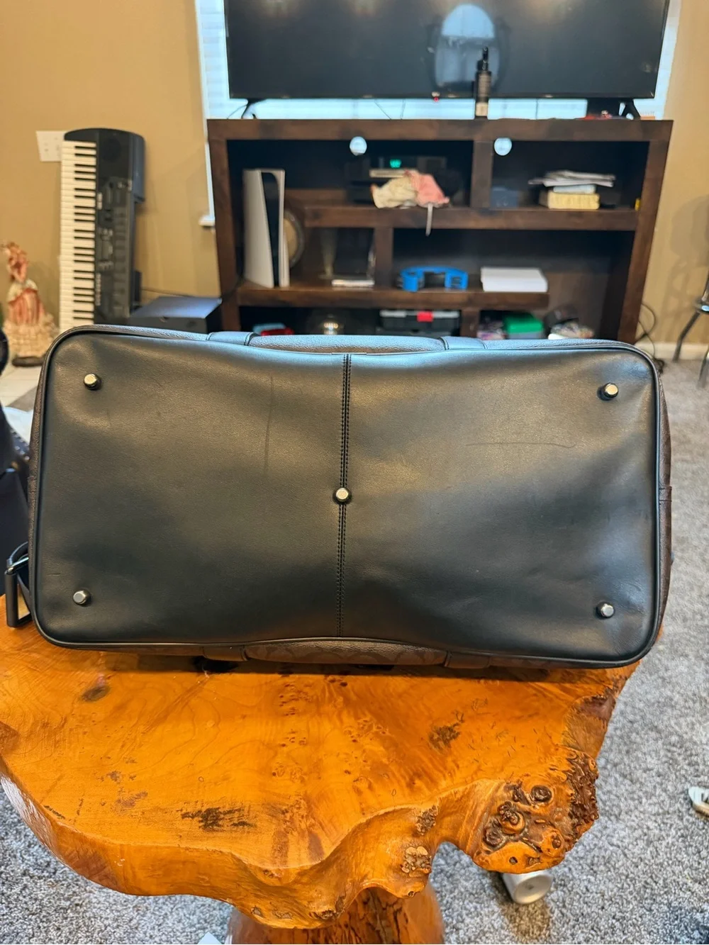 Coach travel style